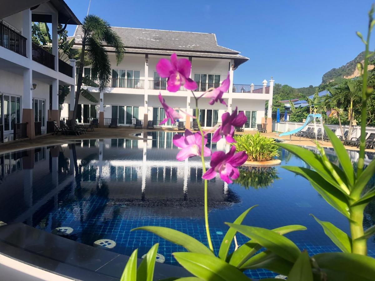 Nadivana Serviced Apartments Ao Nang Екстер'єр фото